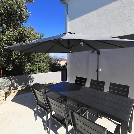 Kuca Za Odmor Davorka Casa de Férias Lukoran